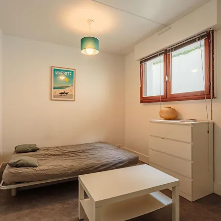 Renove Avec Piscine, Wi-fi, Proche Centre Et - Fr-1-3-610 Apartment *