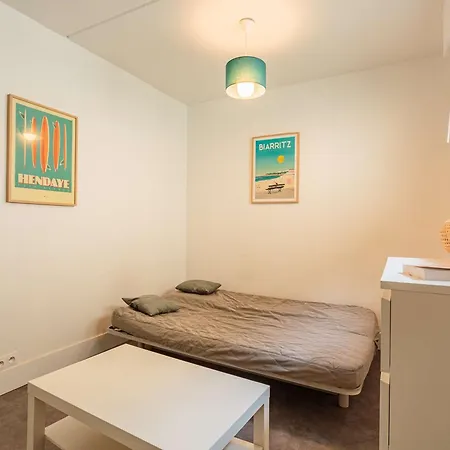 Renove Avec Piscine, Wi-fi, Proche Centre Et - Fr-1-3-610 Apartamento Biarritz
